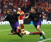 Jugadores del Barcelona celebran un gol ante Galatasaray en Estambul