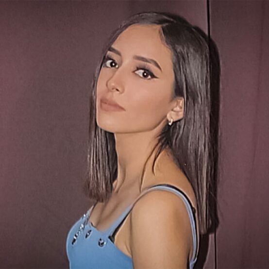Retrato de Debanhi Escobar, joven de 18 años desaparecida en Nuevo León en abril de 2022