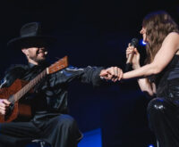 Joy y Jesse durante un concierto de su gira El Despecho Tour 2026