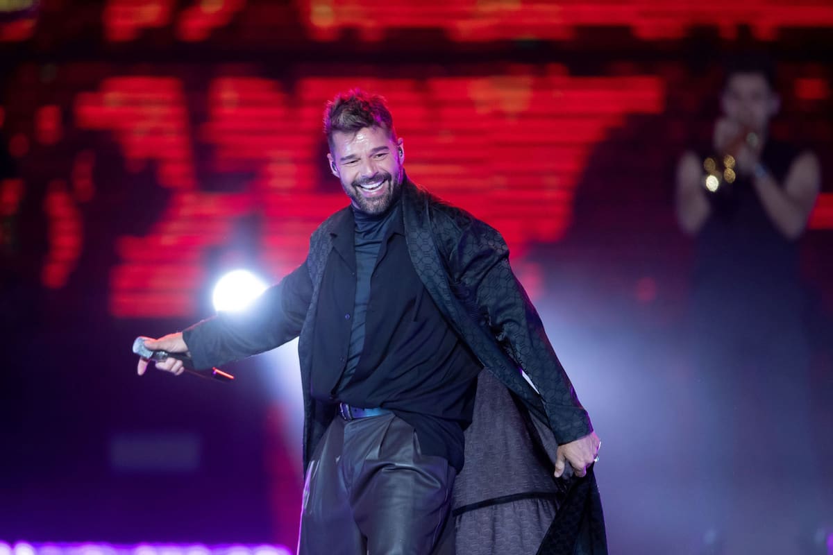 Ricky Martin cantando en la Arena Valle de Guadalupe en junio de 2024