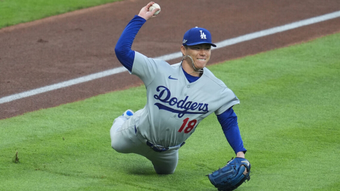 Yoshinobu Yamamoto lanza por los Dodgers ante los Braves en el Juego 3 de la Serie Divisional 2026