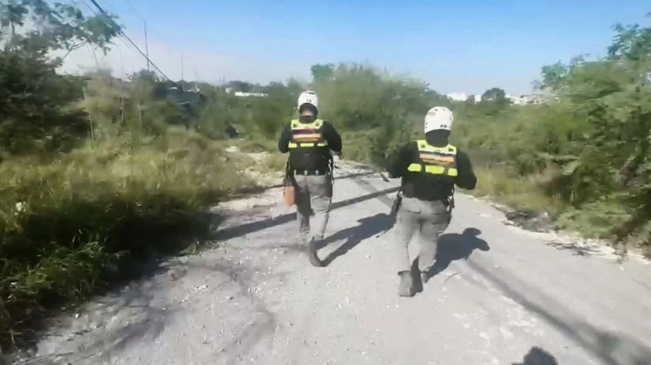 Elementos de Protección Civil participan en búsqueda de persona desaparecida en la zona del río Pesquería, octubre de 2026